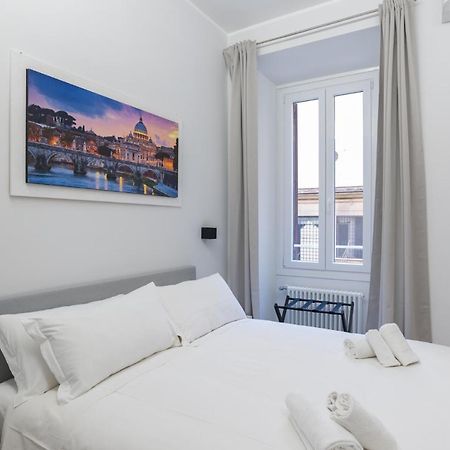 White Home Suite And Rooms Rome Luaran gambar
