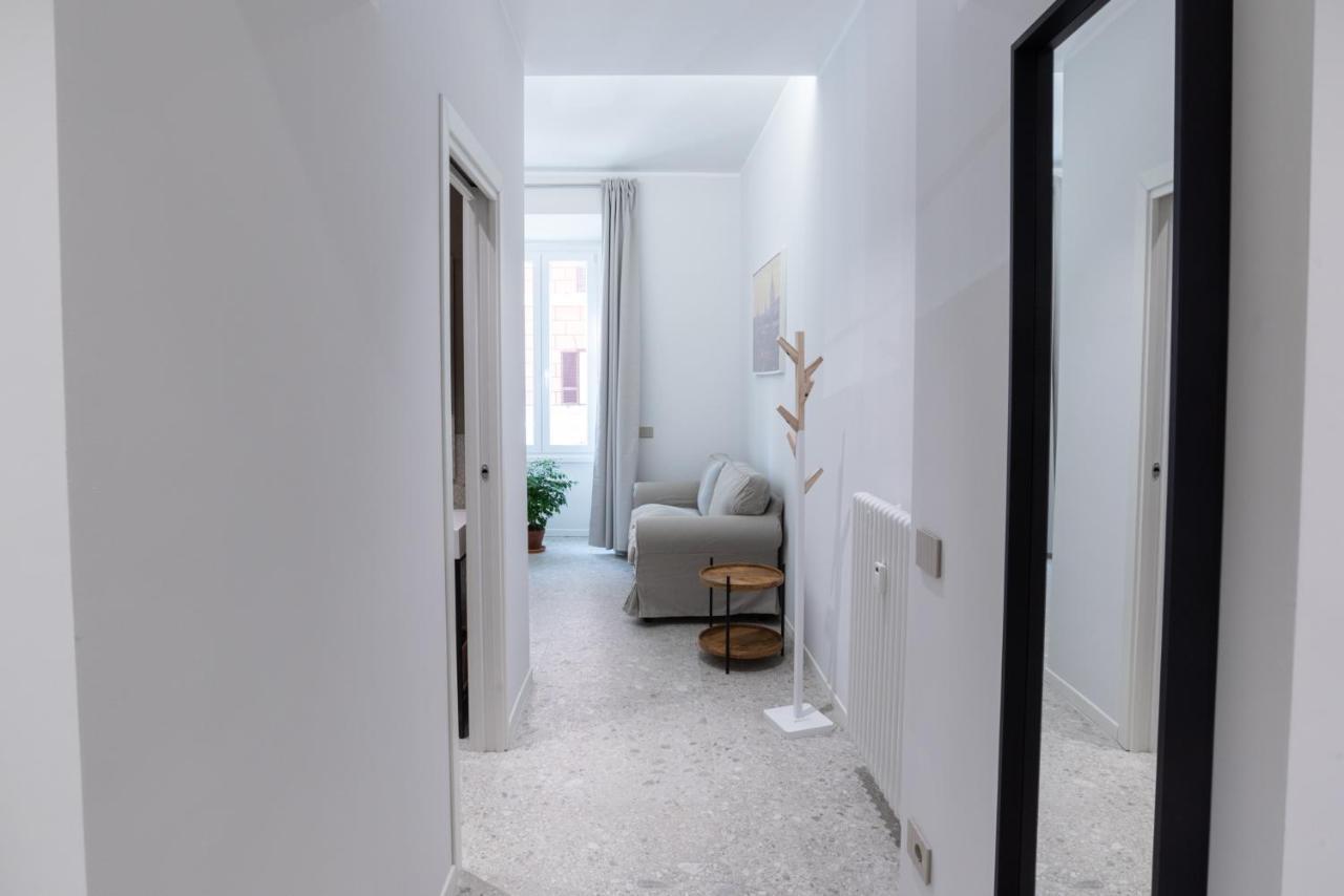 White Home Suite And Rooms Rome Luaran gambar