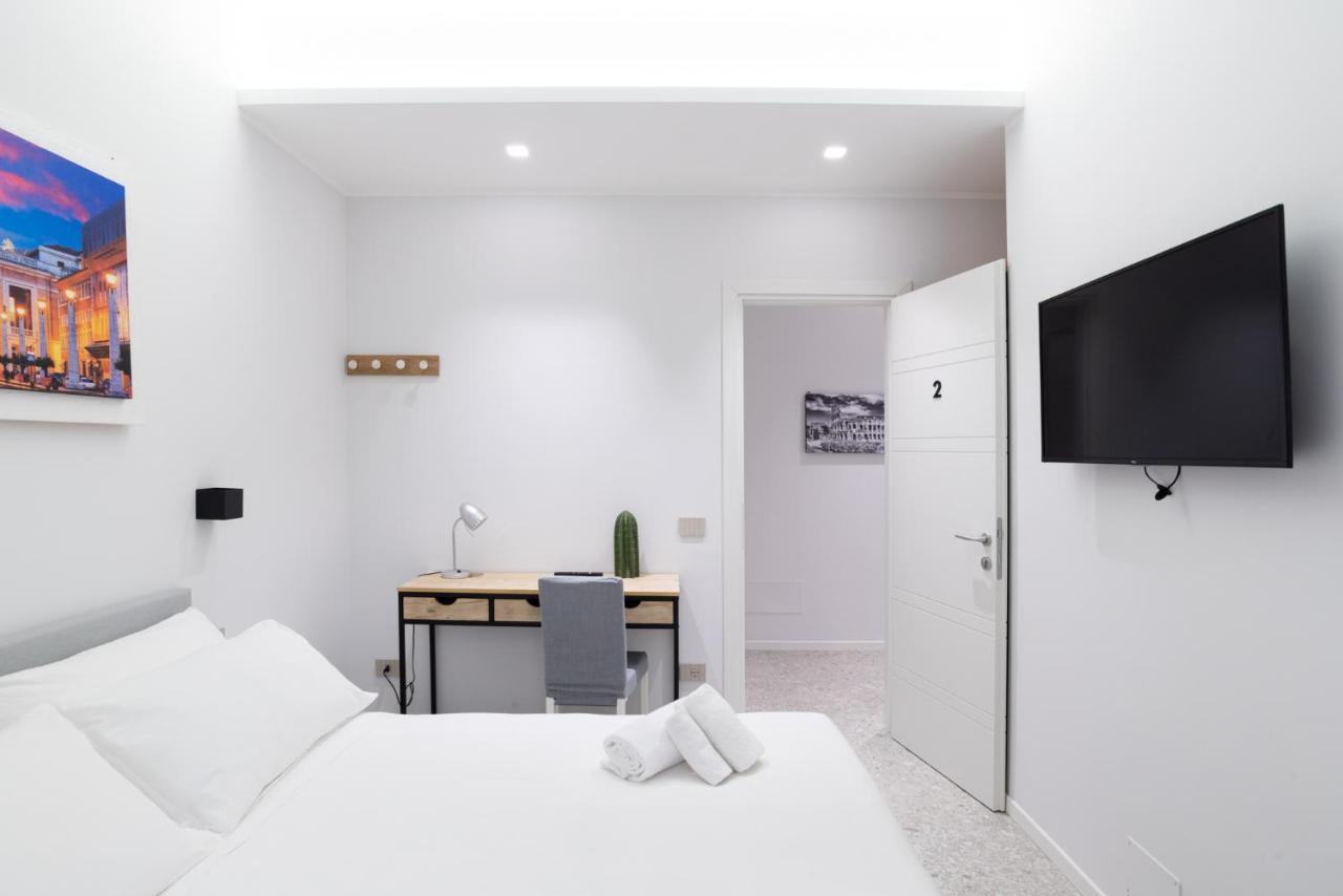 White Home Suite And Rooms Rome Luaran gambar