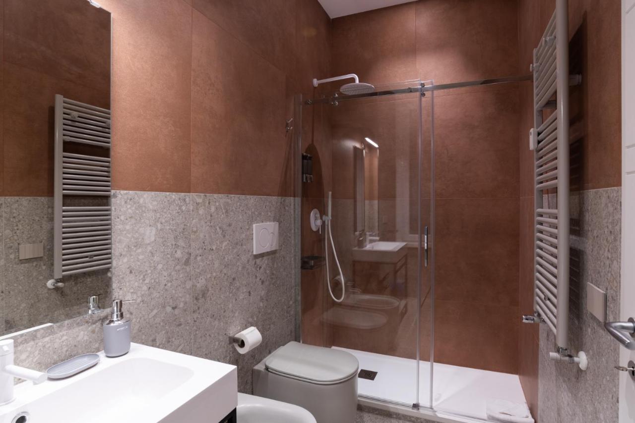 White Home Suite And Rooms Rome Luaran gambar