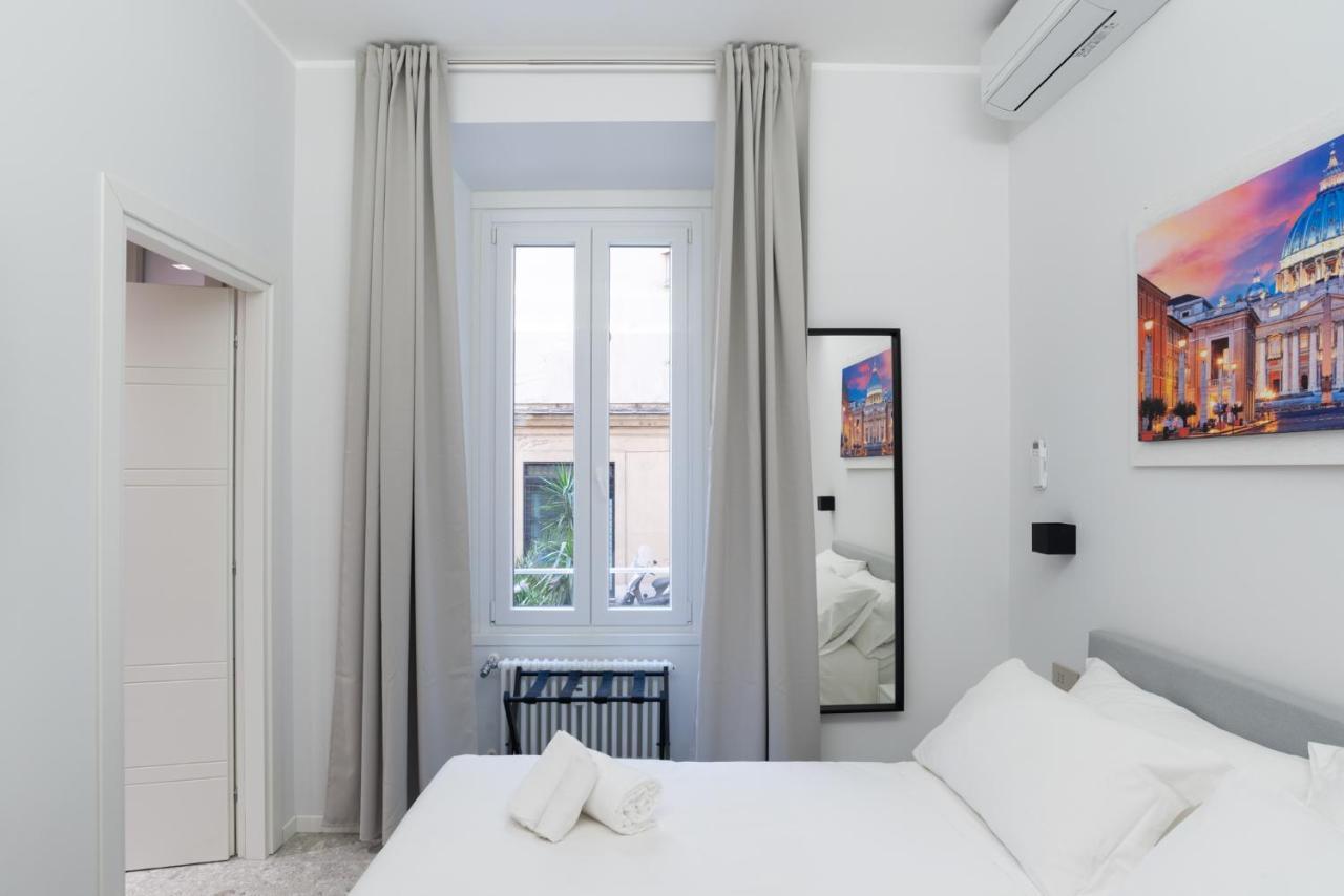 White Home Suite And Rooms Rome Luaran gambar